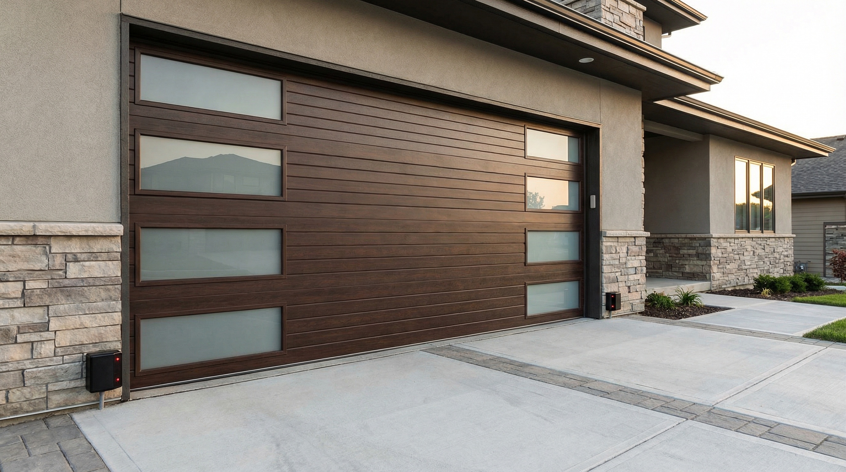 Why Won''t My Garage Door Close Even Though the Sensors Are Aligned? 8 Common Fixes — article cover image.